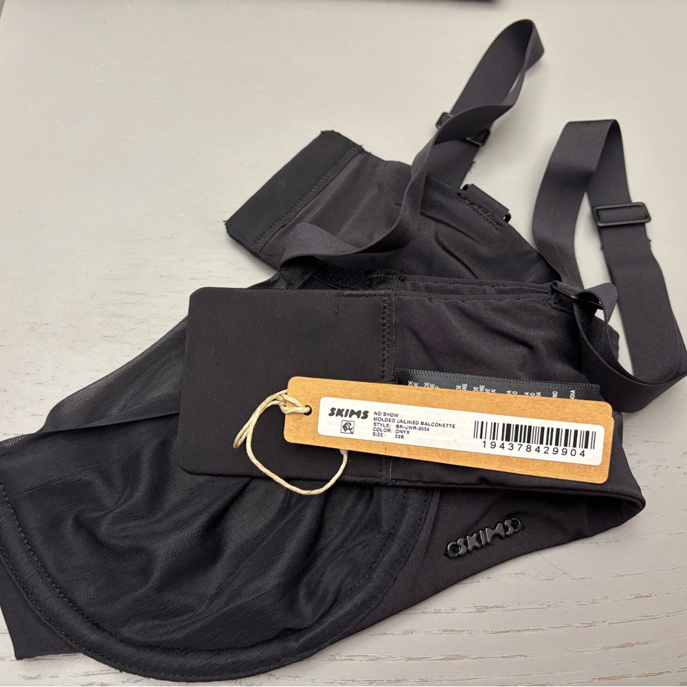 SKIMS Molded Unlined Balconette Bra